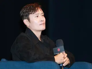 At the 30th Busan International Film Festival (BIFF), actor Lee Byung Hun commented on Park Chan Wook's ponytail, "My first impression wasn't great"... He had a feeling they wouldn't work together.