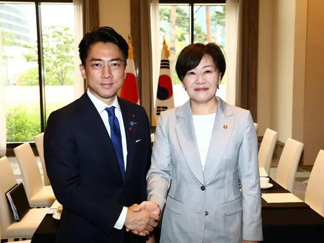 LDP Presidential Candidate Koizumi Says "South Korea is an Important Neighboring Country" - Korean Media