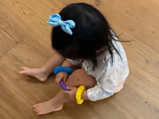 Actress Lee Min Jeong shares sad news about her daughter... "She's such a small child"