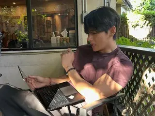 BTS' V reveals his daily life in America for three months... His tanned skin makes him look manly