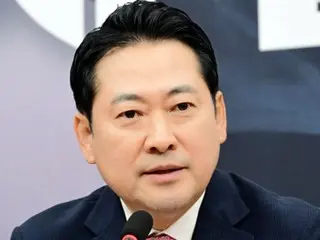 People's Power: "The collapse of the government's computer network is clearly a man-made disaster... President Lee Jae-myung should apologize to the people and replace the Minister of the Interior and Security." (South Korea)
