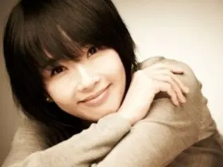 "I still have a nostalgic face" - Choi Jin Sil's daughter Choi Joon Hee pays tribute on the 17th anniversary of her death... "The weather is just as nice today as it was that day"