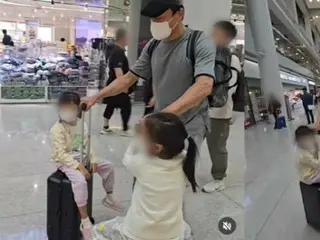 JY Park visits Japan with his two daughters... Mid-Autumn Celebration Greetings