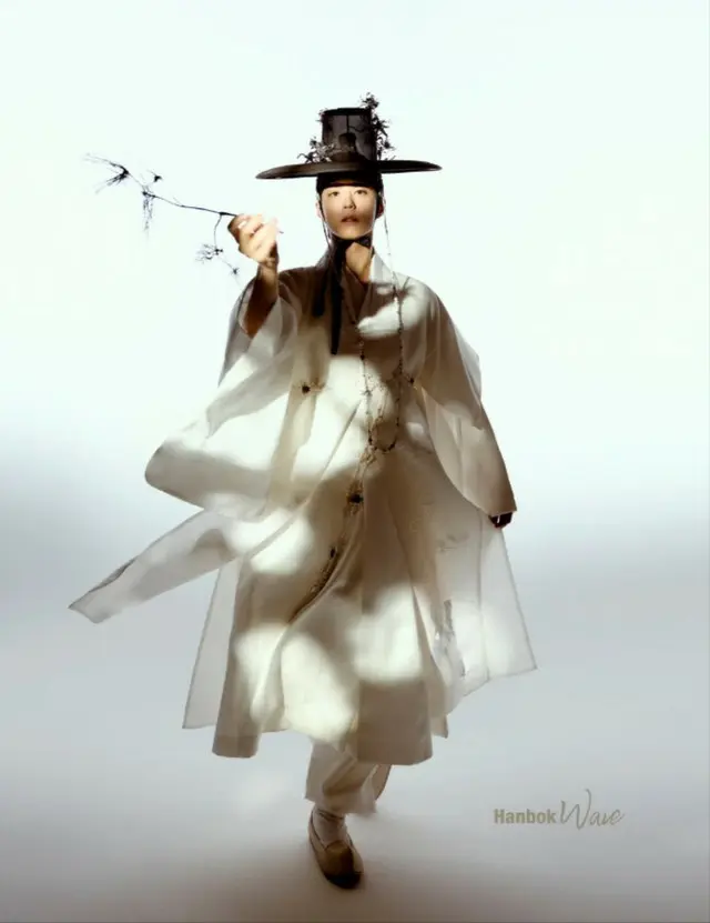 “韓服を着た”俳優パク・ボゴム