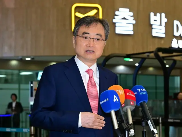 Chinese and South Korean foreign ministers hold telephone conversation... "APEC summit marks a new turning point in the development of China-South Korea relations"