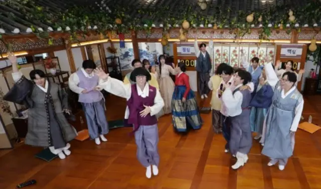 「撮るなら何する？」ユ・ジェソク、熱狂のステージ…念願成就3