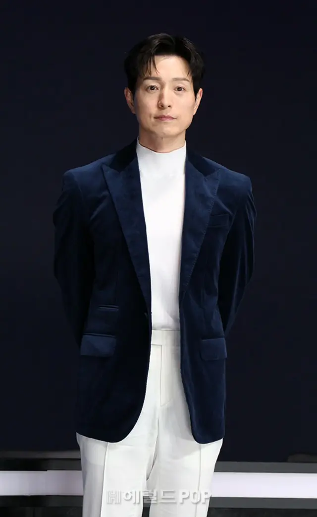 「ザ・グローリー」出演の俳優チョン・ソンイル、結婚9年で合意離婚で注目…過去出演「ユ・クイズ」での前妻との“ラブストーリー”が再発掘