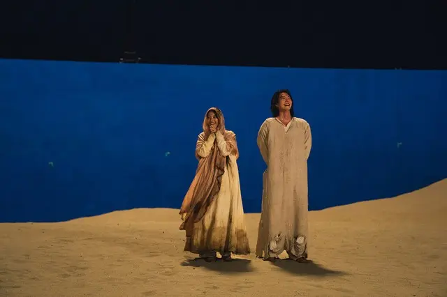 スジ（Miss A）＆キム・ウビン、話題性総なめに未公開スチール大放出…人気も「魔法のランプにお願い」4