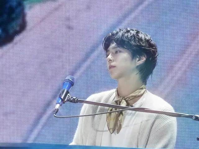 Park BoGum's Exclusive Fan Meeting encore performance...last dance with 4,500 fans