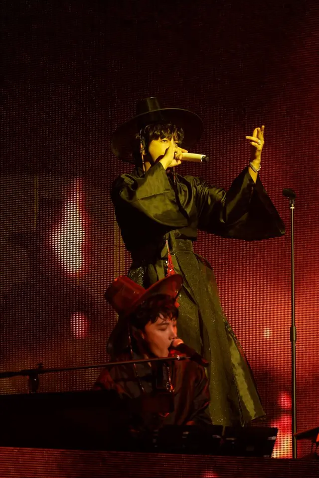 ©︎FRAU INTERNATIONAL