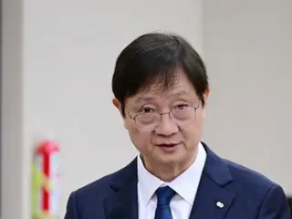 Financial Supervisory Service chief apologizes for ownership issue over two apartment buildings in Seoul's Gangnam district