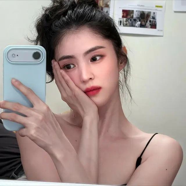 女優ハン・ソヒ、寒くなりより輝くクールビューティー...蠱惑な美に感嘆