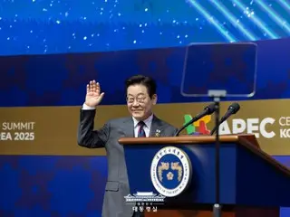 South Korean President Lee Jae-myung's approval rating remains flat