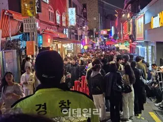 100,000 people flock to "Halloween Hong Dae"... Itaewon is relatively quiet (South Korea)