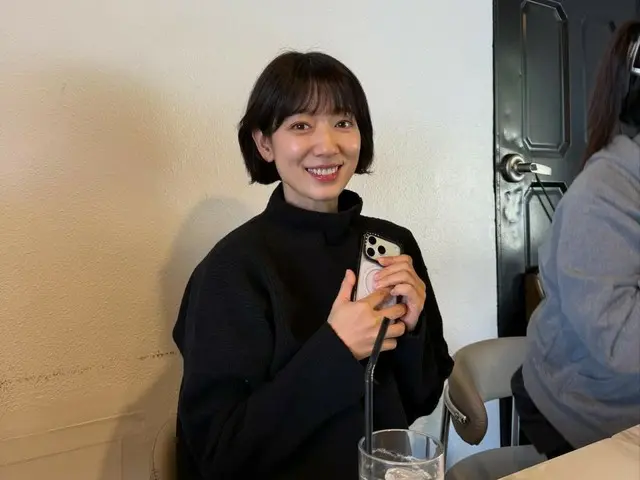 Park Shin Hye, even the unedited original is so beautiful! ... Her bob haircut is cute