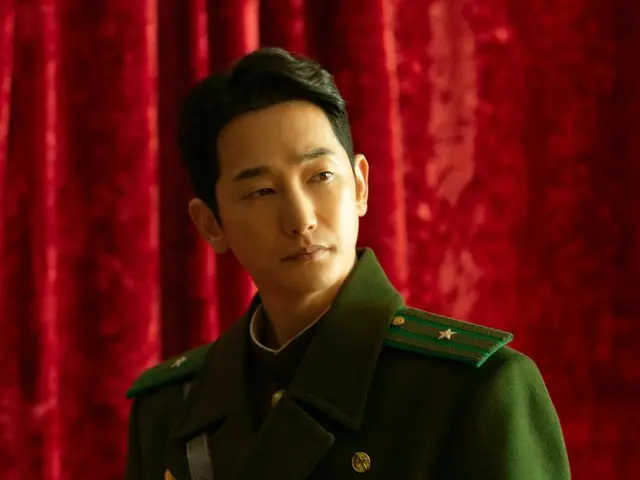 Park Si Hoo, who will be appearing in the film "God's Orchestra" and returning to the big screen after 10 years, said, "The duality is fascinating... there was no reason to hesitate."