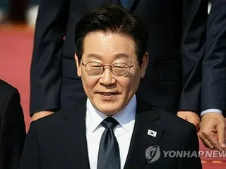 President Lee's approval rating rises 6 points to 63% (40% for ruling party, 26% for main opposition party)