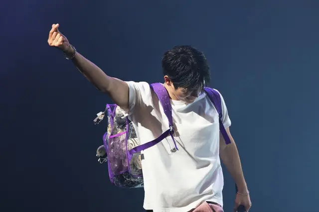 【公演レポ】ソ・イングク、2年ぶりのコンサートを開催「心がひとつとなったファンとソ・イングクを結ぶ“シグナル”」04 ©THE STAR E&M