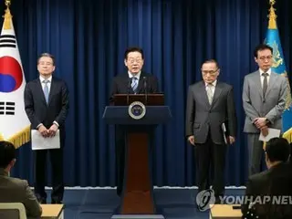 President Lee announces finalization of joint briefing materials for South Korea-US negotiations