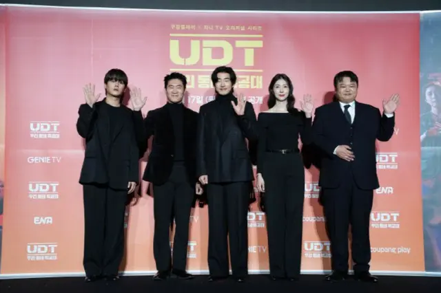 「UDT：僕たちの町の特攻隊」ユン・ゲサン＆チン・ソンギュ、8年ぶりの再会…「犯罪都市」より強力なケミストリー