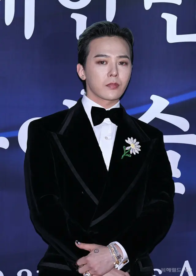 G-DRAGON、米Complex「21世紀ベストドレッサー」に選定…カニエ＆ベッカムと肩を並べる