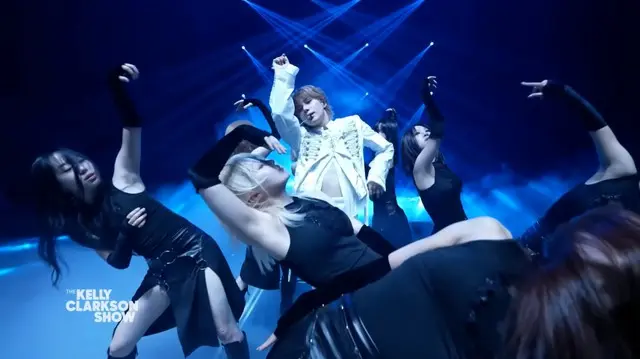 「SHINee」テミン、「ケリー・クラークソンショー」でソロ初の米TVデビュー…グローバルな反応も爆発的