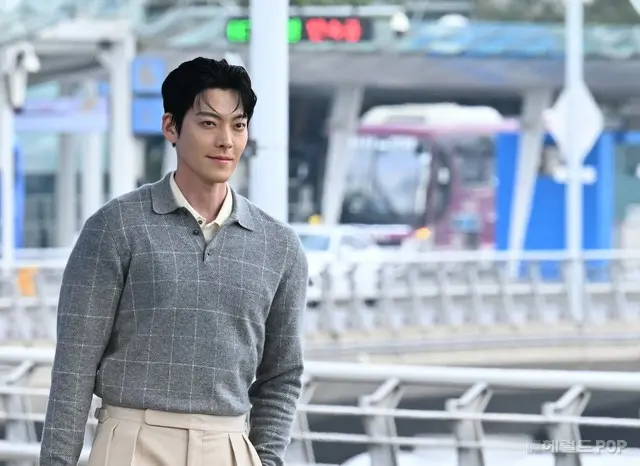 【フォト】キム・ウビン、海外スケジュールのためタイに向けて出国03