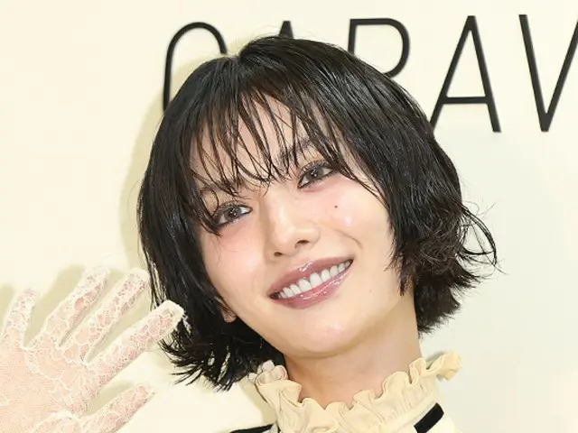 Nana (AFTERSCHOOL), who fought off a robber, will release her first solo album CD on December 4th after 16 years since her debut.