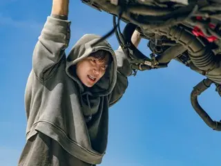 Lee Junho (2PM) with supernatural powers, Lee Chae Min and Kang Han Na with charisma, and stills from "CASHERO" are released