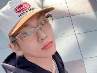 In the aftermath of the "injection lady" incident... SHINee's Key is effectively "canceled" from YouTube after just two videos