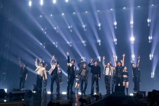 「2PM」、15周年ソルウコンサート終了…「ファンがいるのでステージに立つことができる」