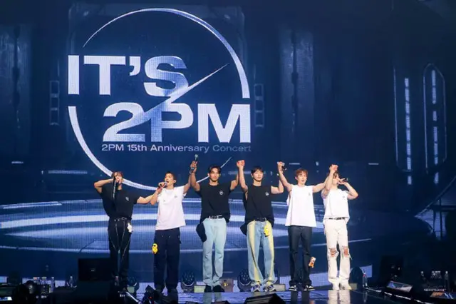 「2PM」、15周年ソルウコンサート終了…「ファンがいるのでステージに立つことができる」