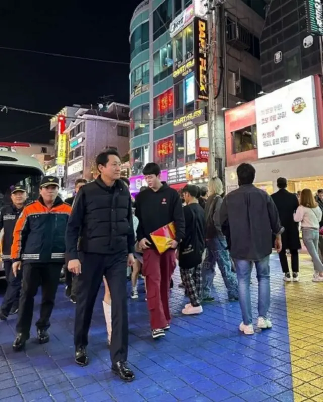 ソウル市長、ハロウィンの週末に繁華街を点検…「秩序保たれている」＝韓国