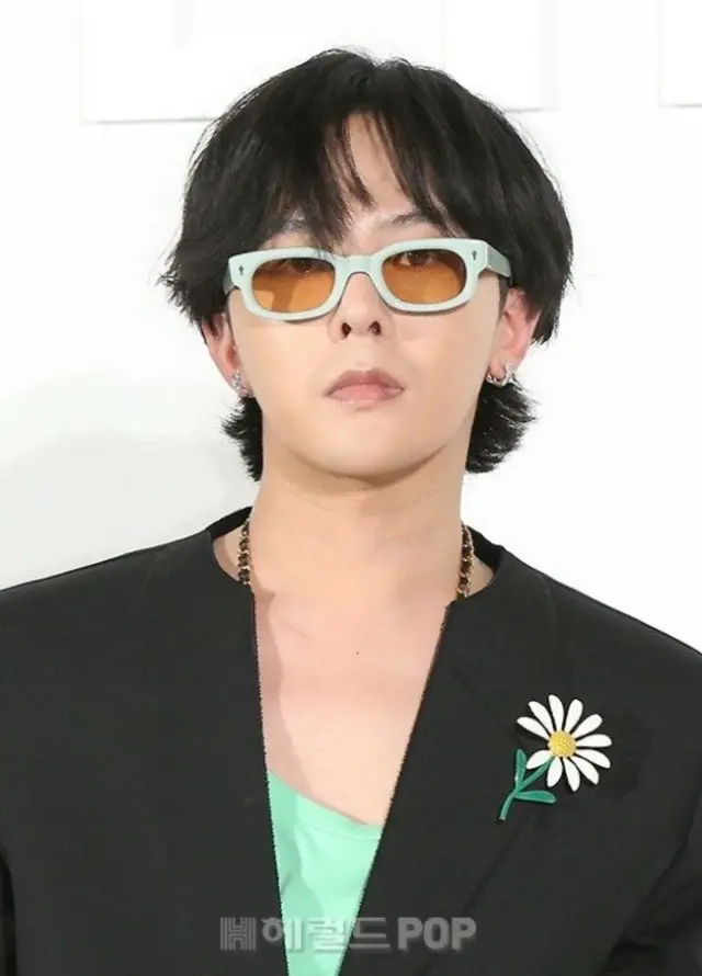 “全身脱毛釈明”G-DRAGON（BIGBANG）、なぜ立件されたか？A氏「怪しい包装紙を発見」