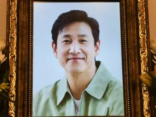 Actor Lee Sun Kyun's death: ``He was a really good friend...I want him to show the bare minimum of courtesy'' = South Korea