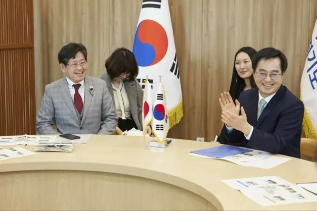 韓国の京畿道知事、愛知県議会議員たちと「友好協力」