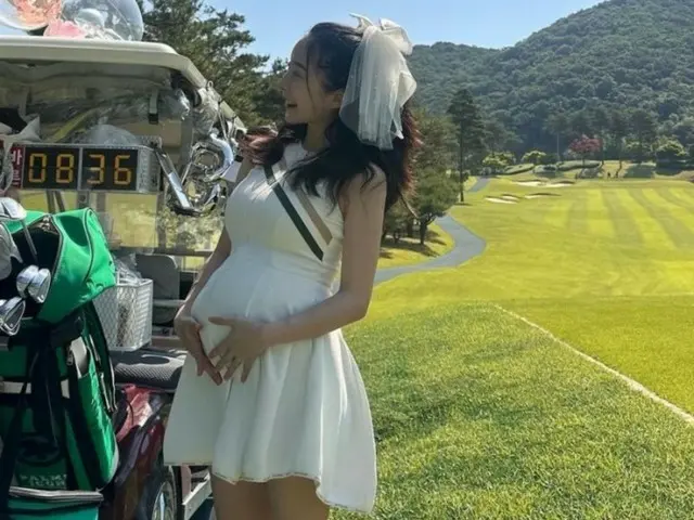 Lee Ji Hoon's wife Ayane throws a classy baby shower at the golf course