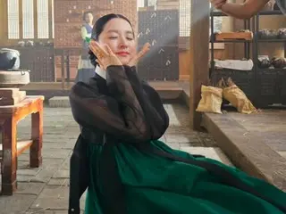 Actress Lee Youg Ae, "I look the most beautiful in hanbok right now"... She looks just as beautiful as she did in "Jewel in the Palace" 20 years ago