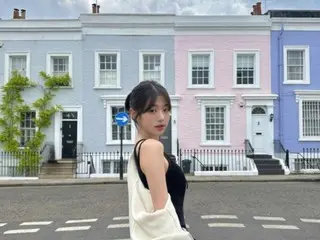 "IVE" Jang Won Young, pure visuals that make her look like a gravure idol just by walking... her beauty shines in London