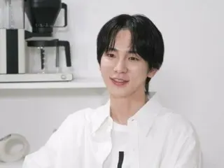 Key (SHINee) buys a pig's tail at the market... "Eating something Lee Jang Woo doesn't eat" = "The happy life of a single man"