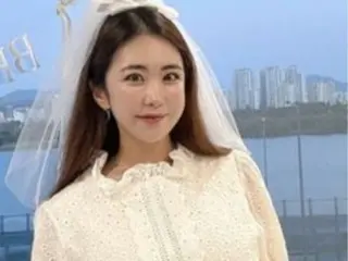 Actress Kim Sung-eun holds private wedding ceremony today (30th)