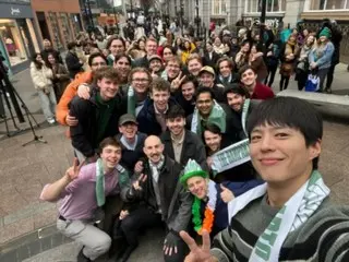 Park BoGum breaks down in tears again during street performance in the center of Dublin... A plot twist of the past = "My name is Gabriel"