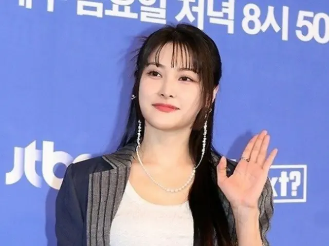 KARA's Gyuri expresses her feelings about malicious rumors about plastic surgery and assault: "I wonder how much punishment I'll have to bear"