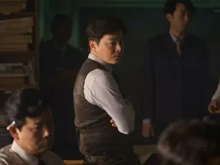Cho Jung Seok and Choi Won Young in the movie "Happy Country"... A fierce battle of nerves over the trial