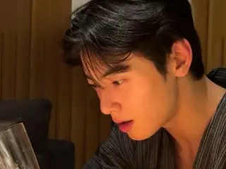 Cha EUN WOO (ASTRO), even drinking beer is picturesque... Amazing profile