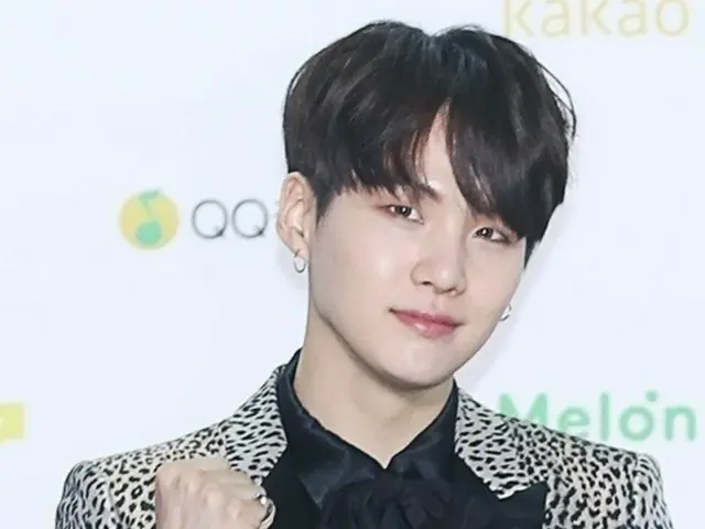 「飲酒運転」SUGA、歩道走行の様子が監視カメラに