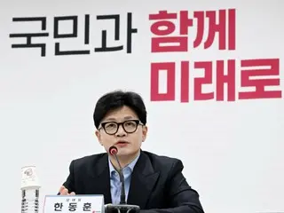 Han Dong-hoon, representative of People's Power, says, "Deferment of increase in medical school enrollment quota for 2025, replacement of Minister and Vice Minister of Health and Welfare? ... Discussion is possible" (Korea)