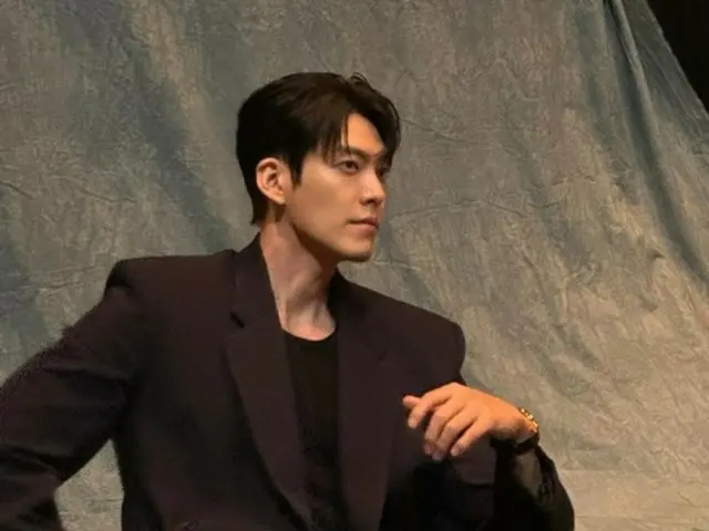 Kim WooBin is the best in suit style... cool and sexy