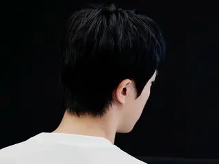 "BTS" JIN becomes the new ambassador for Korean cosmetics "Laneige"? ... A back view that you've seen somewhere before