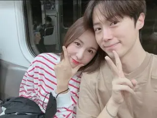 "Five-year-old newlywed" former idol group "Baby VOX" former member Kan Mi Youn goes on a subway date with her husband Hwang Baeul... Close-up photo of the two of them revealed